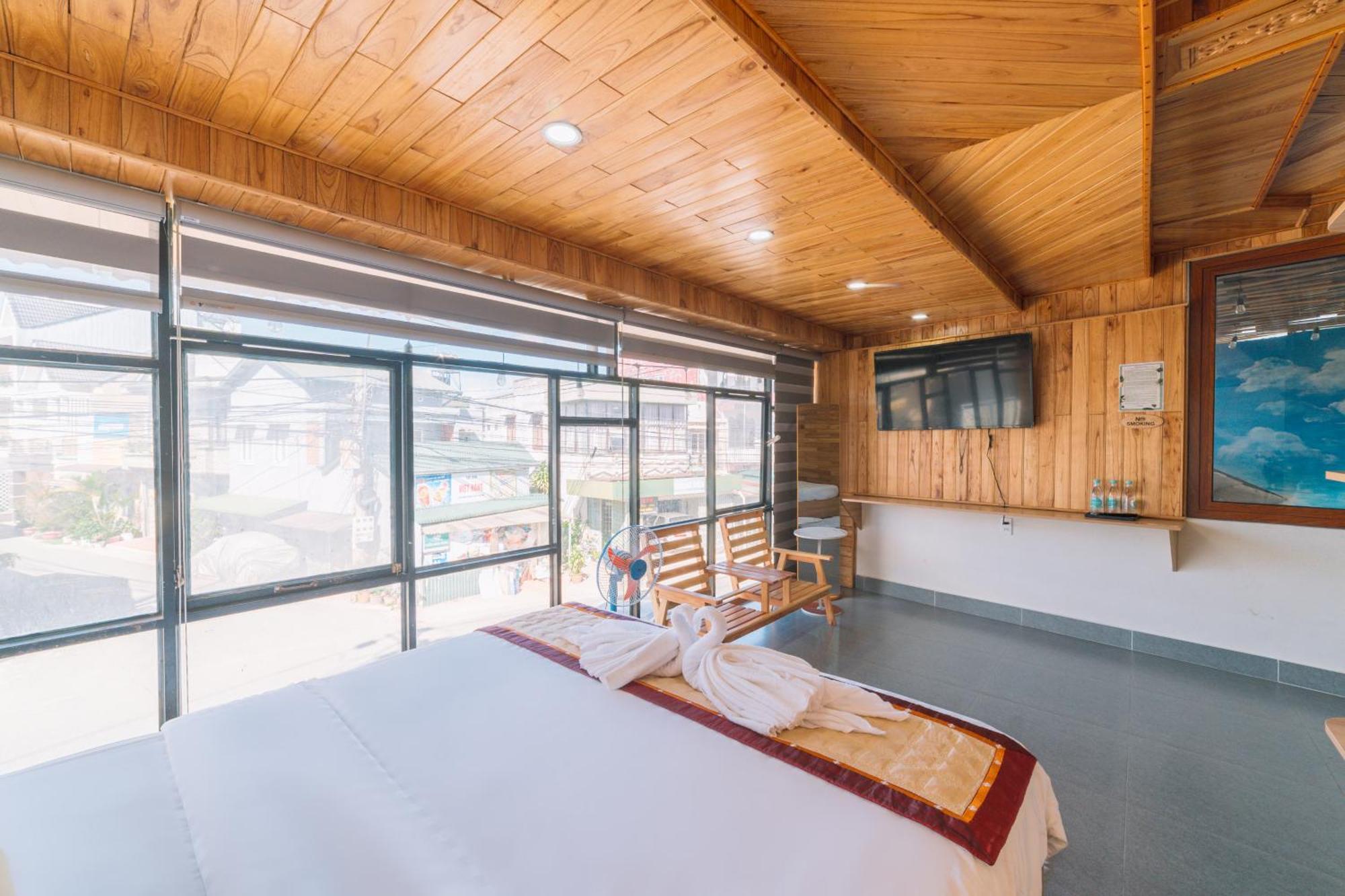 Готель St House Dalat Екстер'єр фото